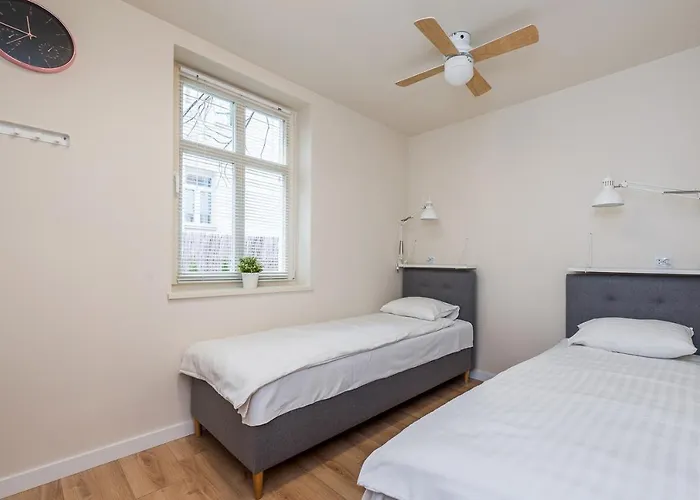 아파트 Pearl Of *